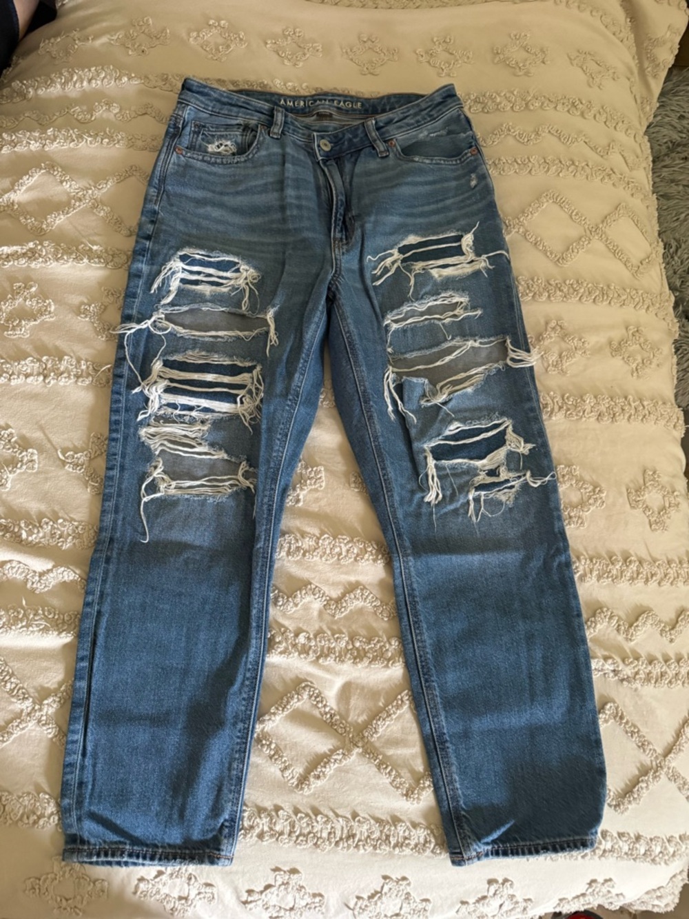 American Eagle Outfitters Distressed Blue Ripped Jeans